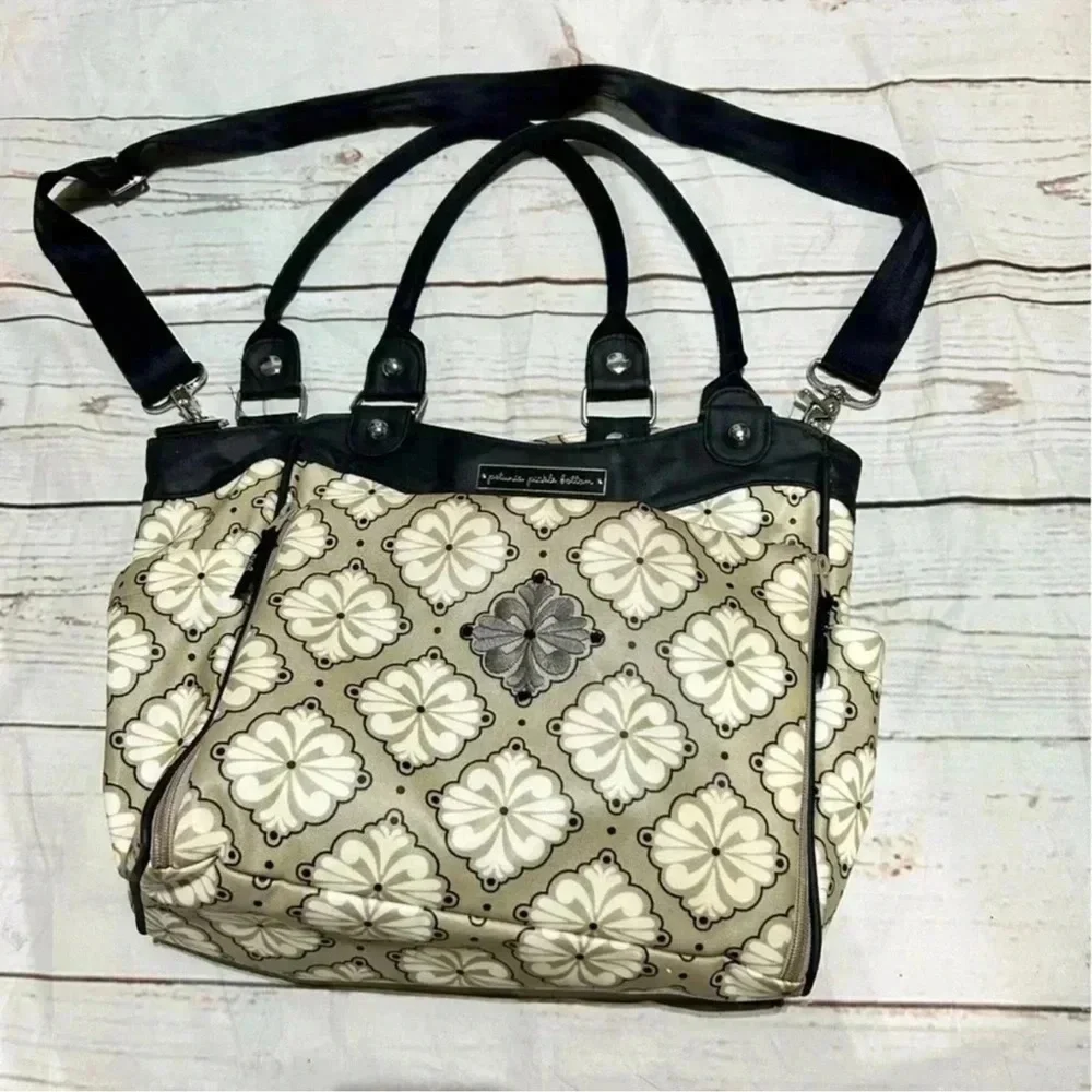 Petunia Pickle Bottom City Carryall